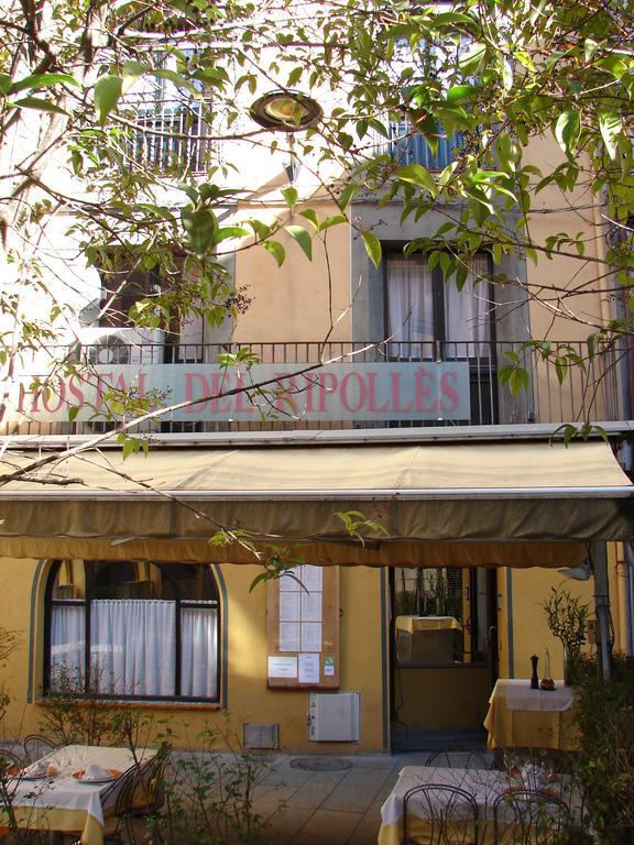 Hostal Del Ripolles Exterior foto